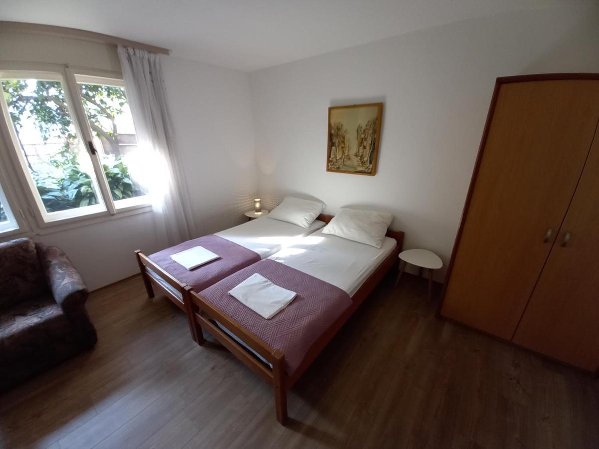 Apartments Lungo Pula Zimmer foto